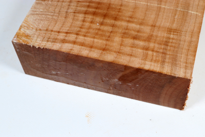 Block Qulited Maple 180x180x60mm - Ahorn0385