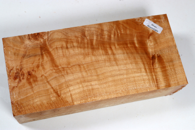Block Qulited Maple 210x95x58mm - Ahorn0393