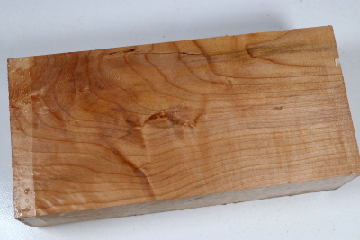 Block Qulited Maple 275x135x73mm - Ahorn0421