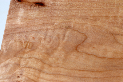 Block Qulited Maple 320x210x50mm - Ahorn0413