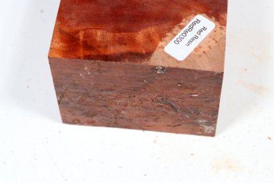 Block Red Resin Burl 113x74x58mm - RedRe0300