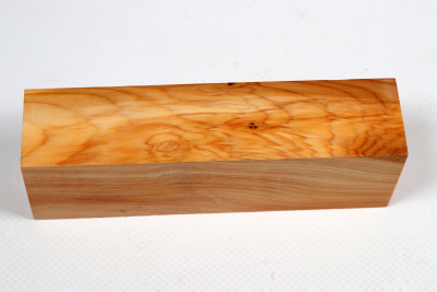 Knife Block Yew - Eib1662