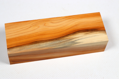 Knife Block Yew - Eib1671