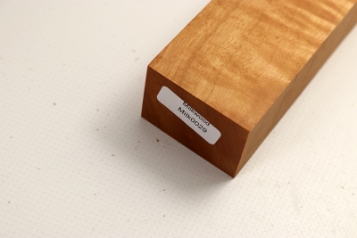 Messergriffblock Red Milkwood, curly - Milk0029