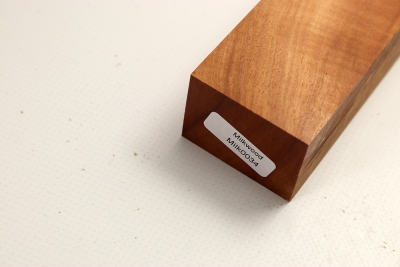 Knife Block Red Milkwood, curly - Milk0034
