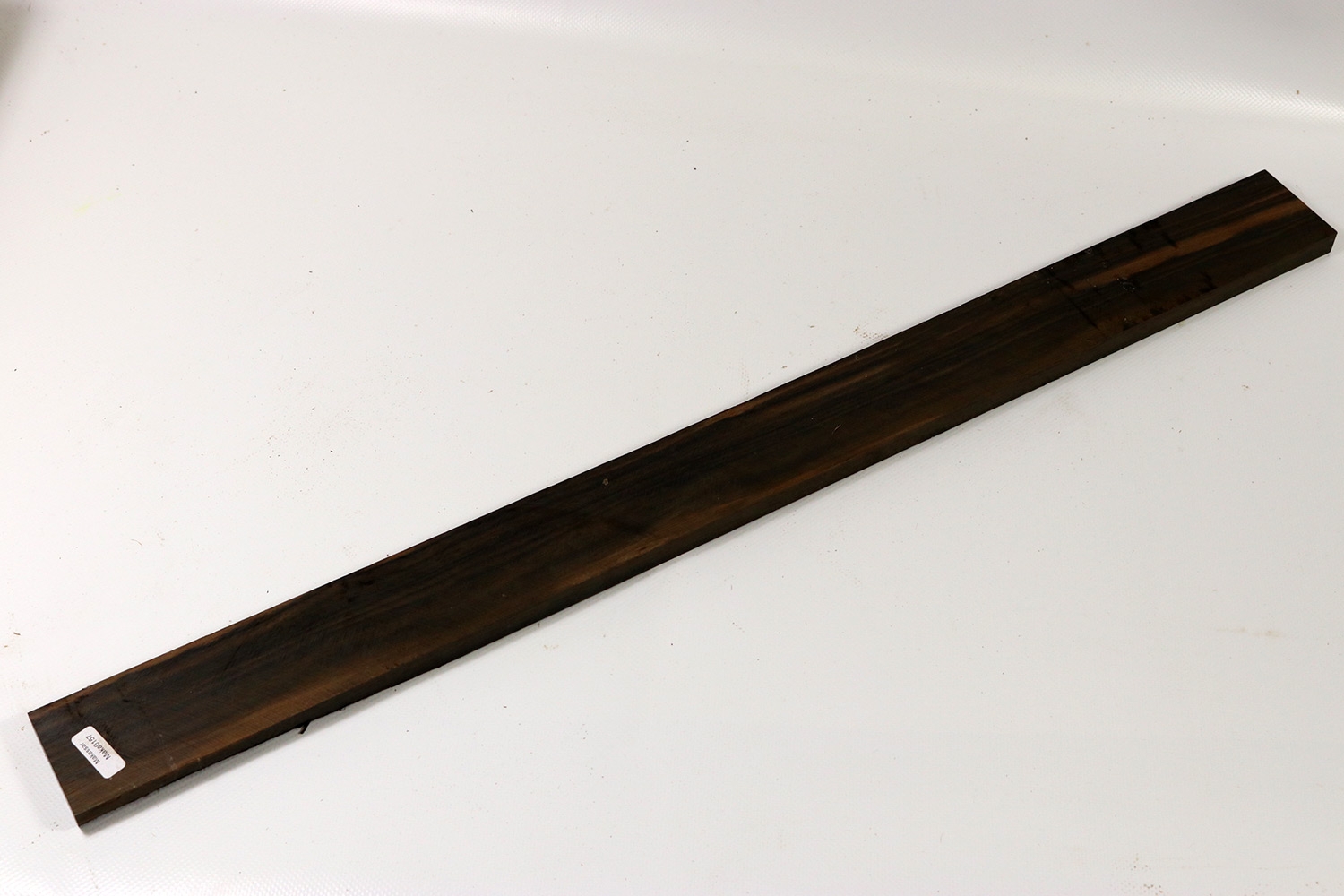 feines Ebenholz