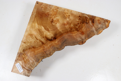 Abschnitt Golden Madrone 230x215x60mm - GMadr0555