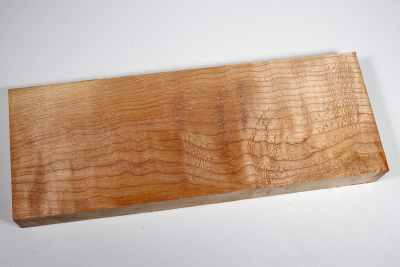 Blank Qulited Maple 335x125x30mm - Ahorn0332