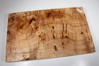 Poplar Burl 410x250x45mm- PapM0270
