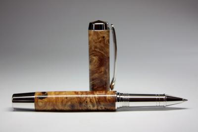 Produktbeispiel Gentleman Jr. Rollerball,  Rosskastanie Maser