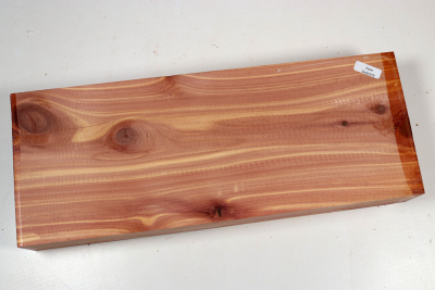 Board Eastern Red Cedar 355x140x50mm - Zed0379