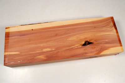 Board Eastern Red Cedar 390x135x50mm - Zed0378