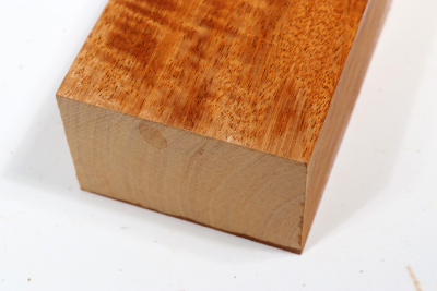 Brettabschnitt Honduras Mahagoni / Swietenia curly 360x73x50mm - Swiet0148