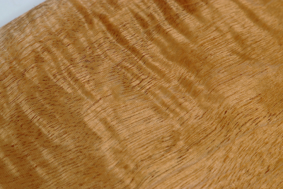Board Honduran Mahogany / Swietenia curly 685x145x29mm - Swiet0125
