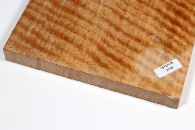 Board Marri, Red Gum curly 325x165x17mm - Marri0184