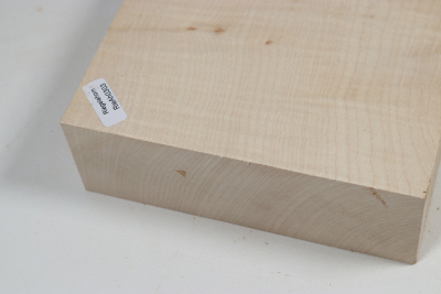 Board Curly Maple 220x145x48mm - RieAh0303
