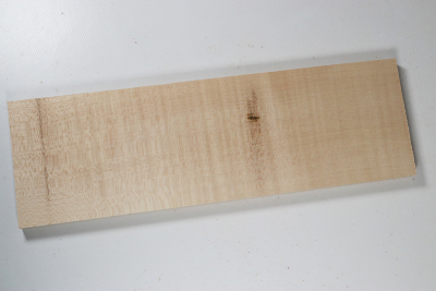 Board Curly Maple 380x118x15mm - RieAh0323 Board Curly Maple 380x118x15mm - RieAh0323