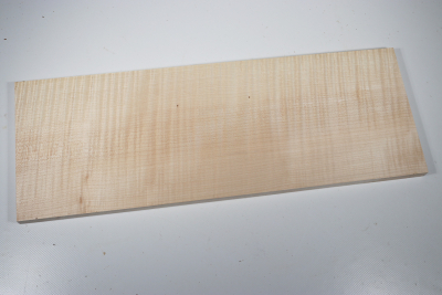 Board Curly Maple 465x165x15mm - RieAh0215