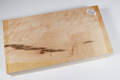 Board Birdseye Maple 250x130x50mm - VogAug0401