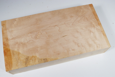 Board Birdseye Maple 255x130x50mm - VogAug0399