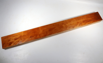 Guitar Neck Honduran Mahogany / Swietenia curly 1040x110x50mm - Swiet0141