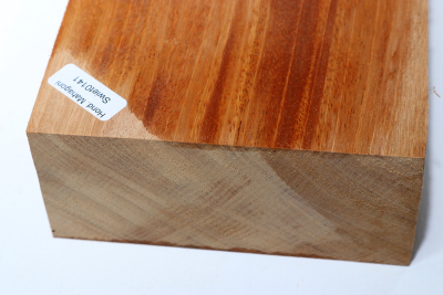 Guitar Neck Honduran Mahogany / Swietenia curly 1040x110x50mm - Swiet0141