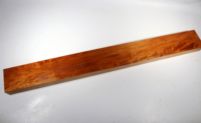 Guitar Neck Honduran Mahogany / Swietenia curly 1040x115x50mm - Swiet0135