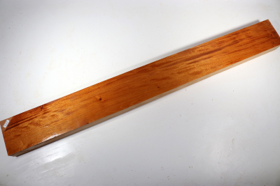 Guitar Neck Honduran Mahogany / Swietenia curly 1040x115x50mm - Swiet0135