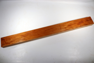 Gitarrenhals Honduras Mahagoni / Swietenia curly 1055x100x50mm - Swiet0145