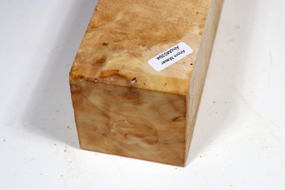 Square Maple Burl 300x65x65mm - Ahorn0394
