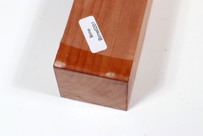 Square Pear Wood 305x45x45mm - Birn0201