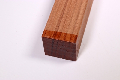 Square Ebiara, red Zebrawood 305x50x50mm