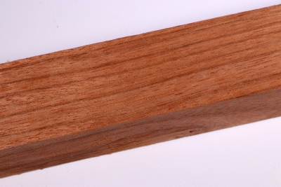 Square Ebiara, red Zebrawood 405x50x50mm