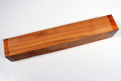 Square Yew 305x50x50mm - Eib1496