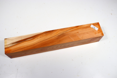 Square Yew 305x50x50mm - Eib1562