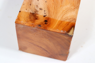 Square Yew Burl 305x70x70mm - Eib1463