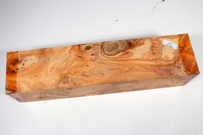 Square Yew Burl 305x70x70mm - Eib1463