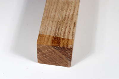 Square Oak curly 305x50x50mm