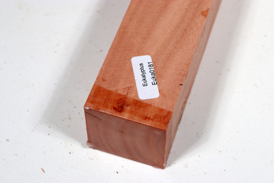 Kantel Eukalyptus, rot 305x40x40mm - Euka0181