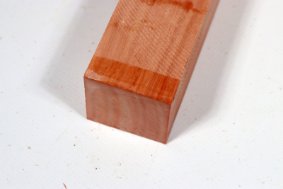 Kantel Eukalyptus, rot 305x40x40mm - Euka0181