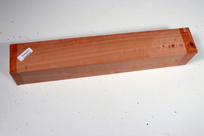 Square Eucalyptus, red 305x50x50mm - Euka0185