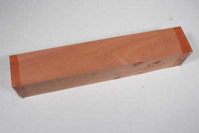 Square Eucalyptus, red 305x52x52mm - Euka0167