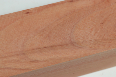 Square Eucalyptus, red 305x52x52mm - Euka0167