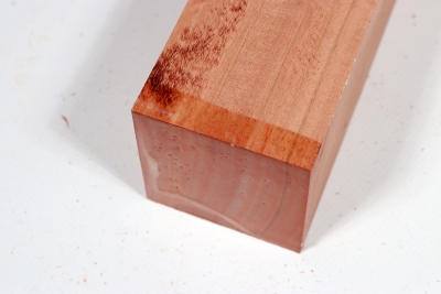 Square Eucalyptus, red 305x55x55mm - Euka0190