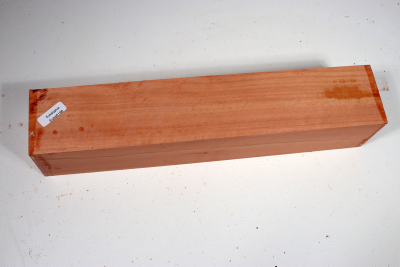 Kantel Eukalyptus, rot 305x60x60mm - Euka0188