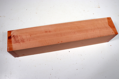 Square Eucalyptus, red 305x60x60mm - Euka0200