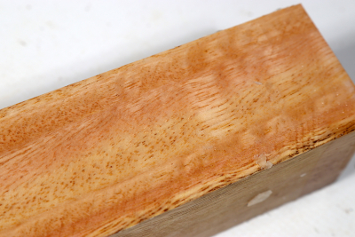 Square Eucalyptus 305x40x40mm - Euka0115