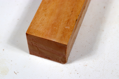 Square Eucalyptus 305x45x45mm - Euka0125