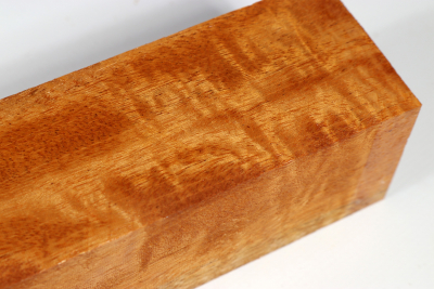 Square Honduran Mahogany / Swietenia curly 305x50x50mm - Swiet0111