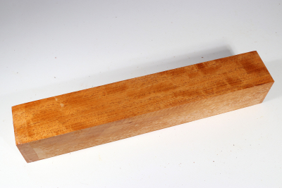 Square Honduran Mahogany / Swietenia curly 305x50x50mm - Swiet0112